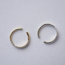 Lade das Bild in den Galerie-Viewer, HEINRICH Ear cuff