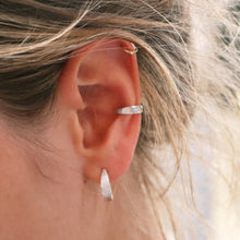 Lade das Bild in den Galerie-Viewer, HEINRICH BIG Ear cuff